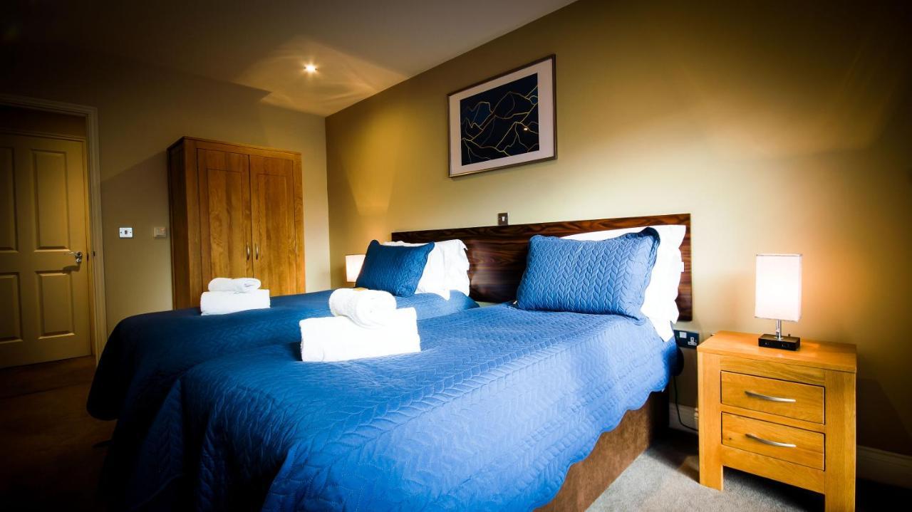 Superb City Center 1 Or 2 Bedroom Apts King Bed Southampton Bagian luar foto